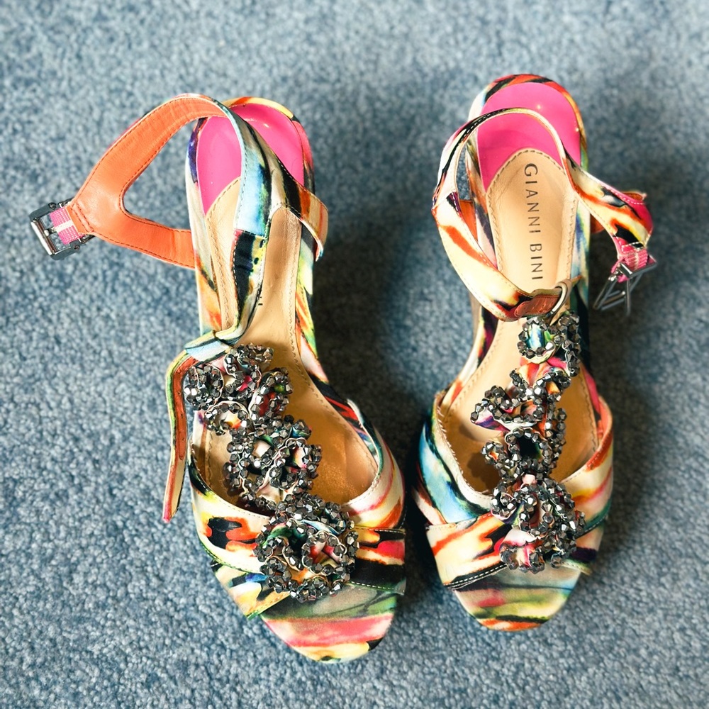 Gianni Bini Wedges